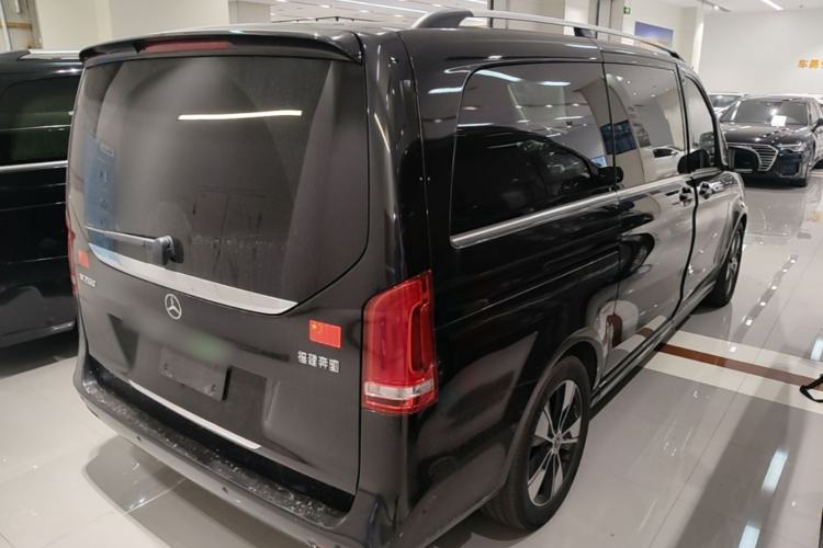 Used Mercedes-Benz V-Class 2020 V 260 Prestige Edition Rear Right 45 Deg