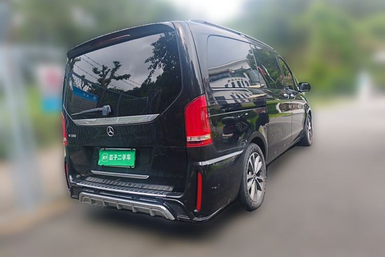 Used Mercedes-Benz V-Class 2020 V 260 Avantgarde Edition Rear Right 45 Deg