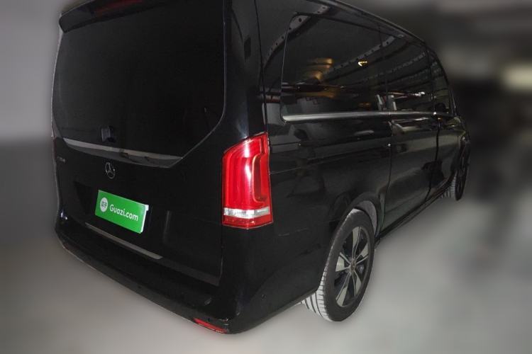 Used Mercedes-Benz V-Class 2020 V 260 Prestige Edition Rear Right 45 Deg