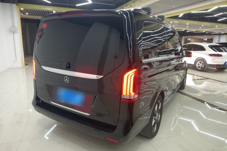 Used Mercedes-Benz V-Class 2020 V 260 Prestige Edition Rear Right 45 Deg