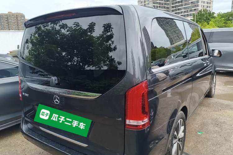 Used Mercedes-Benz V-Class 2020 V 260 Avantgarde Edition Rear Right 45 Deg