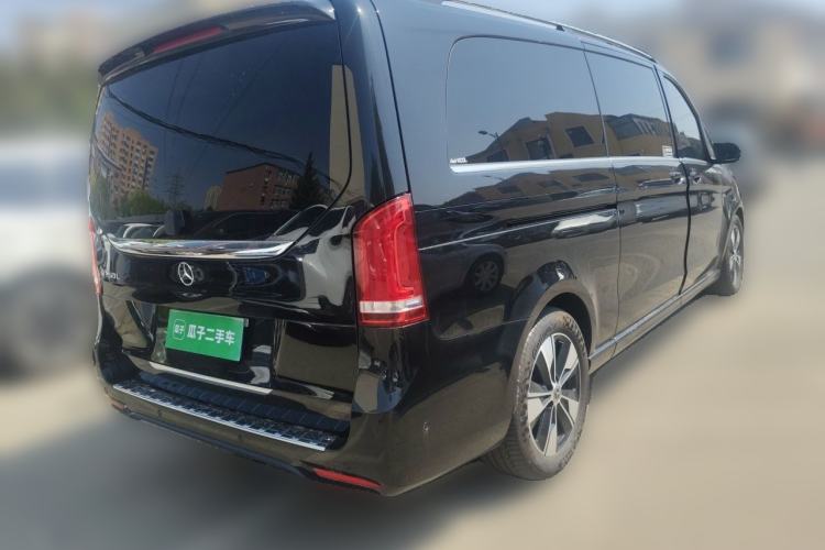 Used Mercedes-Benz V-Class 2020 V 260 L Long-wheelbase Luxury Edition Rear Right 45 Deg