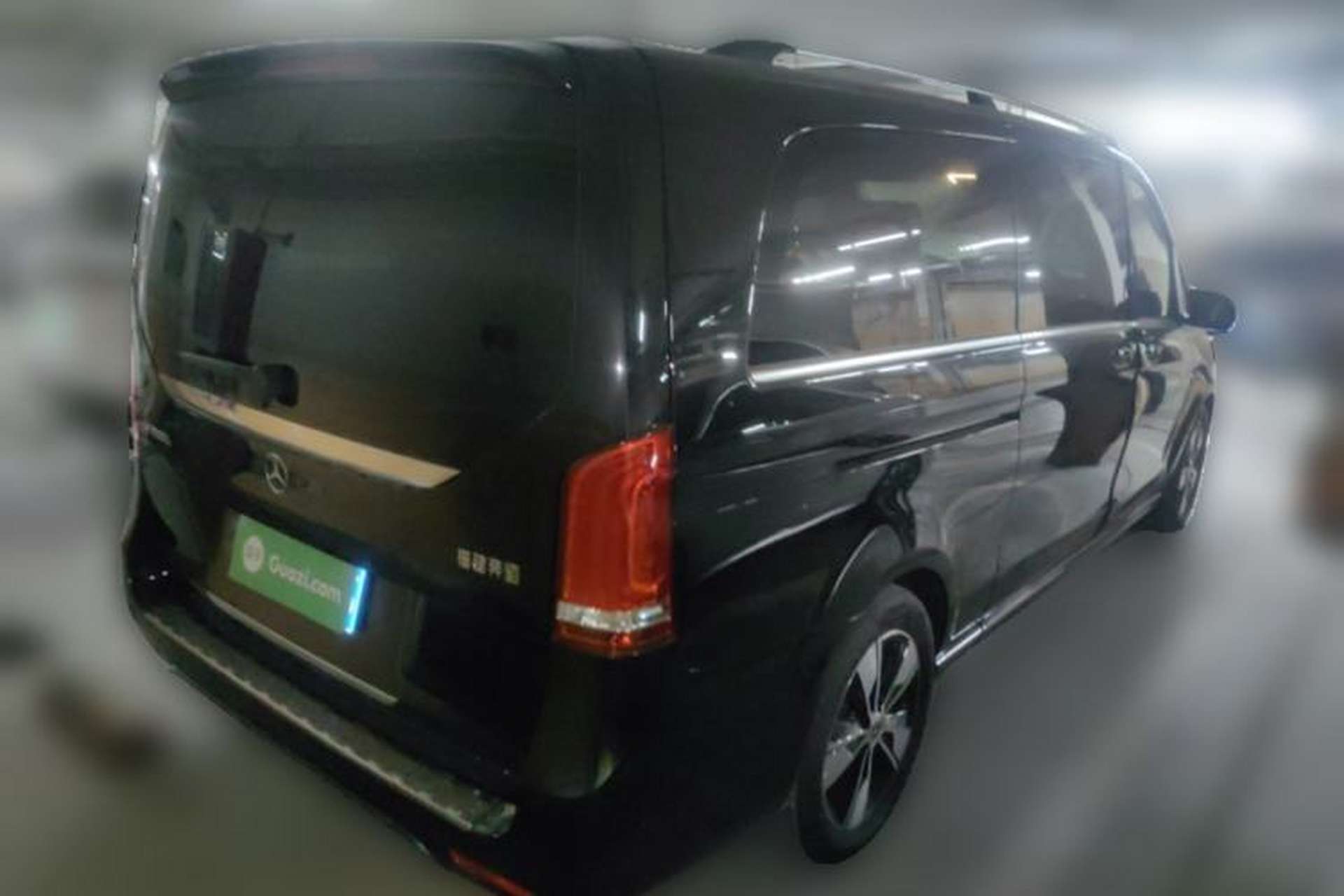 Used Mercedes-Benz V-Class 2020 V 260 L Long-wheelbase Luxury Edition Rear Right 45 Deg