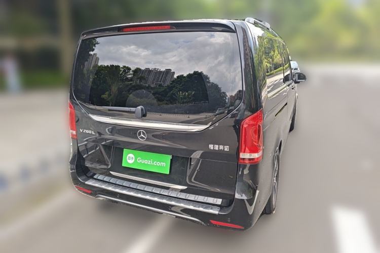 Used Mercedes-Benz V-Class 2020 V 260 L Long-wheelbase Luxury Edition Rear Right 45 Deg