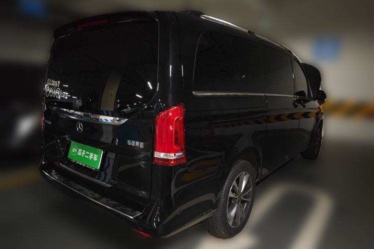 Used Mercedes-Benz V-Class 2020 V 260 Avantgarde Edition Rear Right 45 Deg