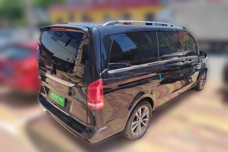 Used Mercedes-Benz V-Class 2020 V 260 Avantgarde Edition Rear Right 45 Deg