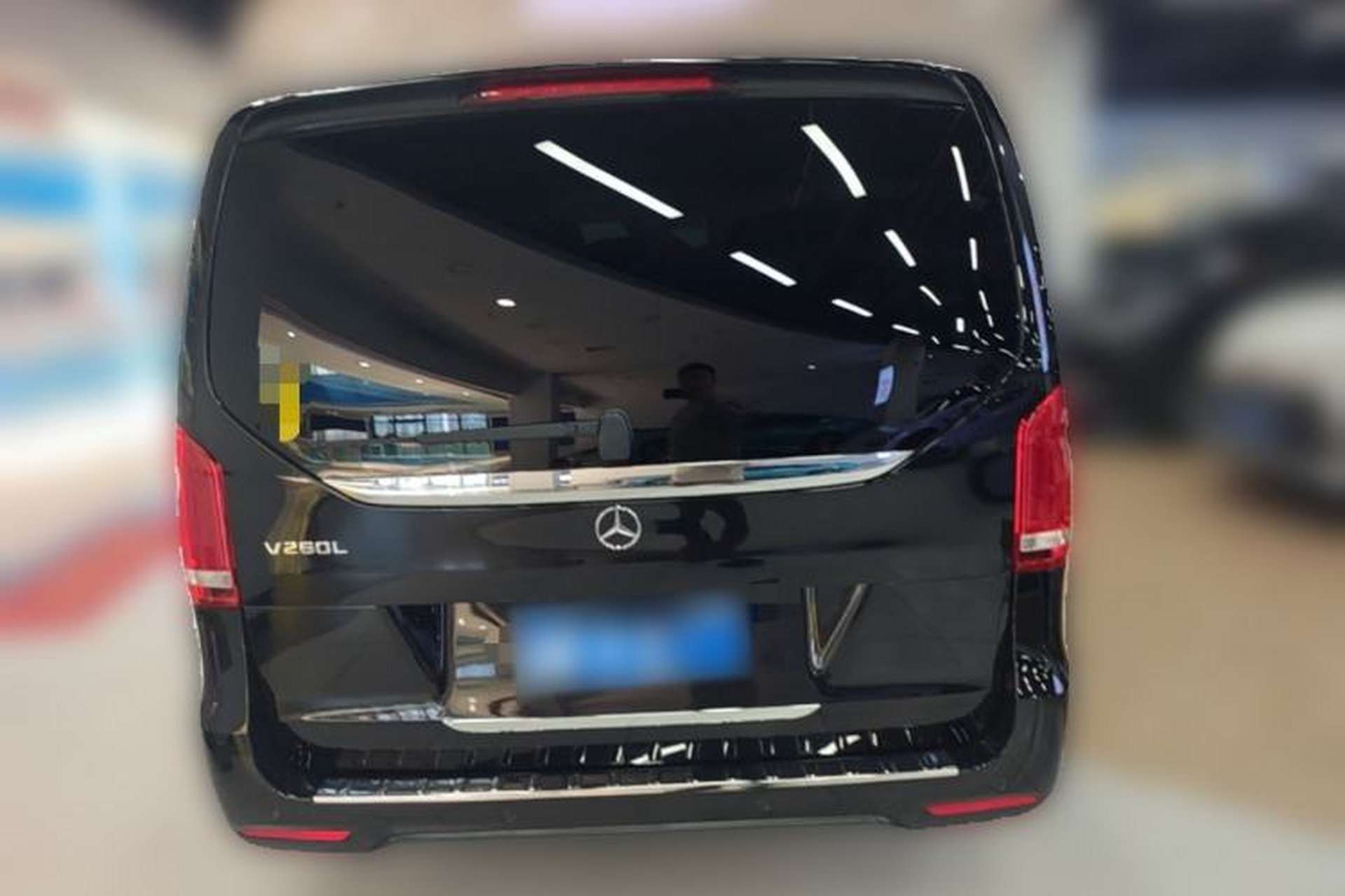 Used Mercedes-Benz V-Class 2020 V 260 L Long-wheelbase Luxury Edition Rear