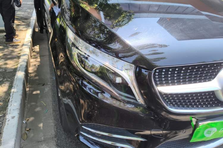 Used Mercedes-Benz V-Class 2020 V 260 L Long-wheelbase Luxury Edition Right Front Headlight