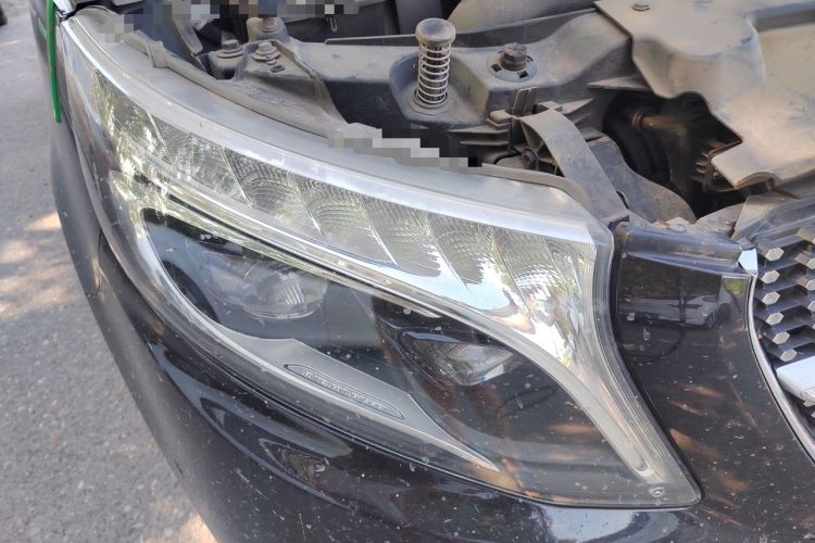 Used Mercedes-Benz V-Class 2020 V 260 L Long-wheelbase Luxury Edition Right Front Headlight