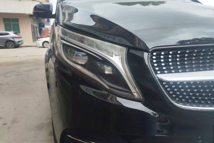 Used Mercedes-Benz V-Class 2020 V 260 L Long-wheelbase Luxury Edition Right Front Headlight
