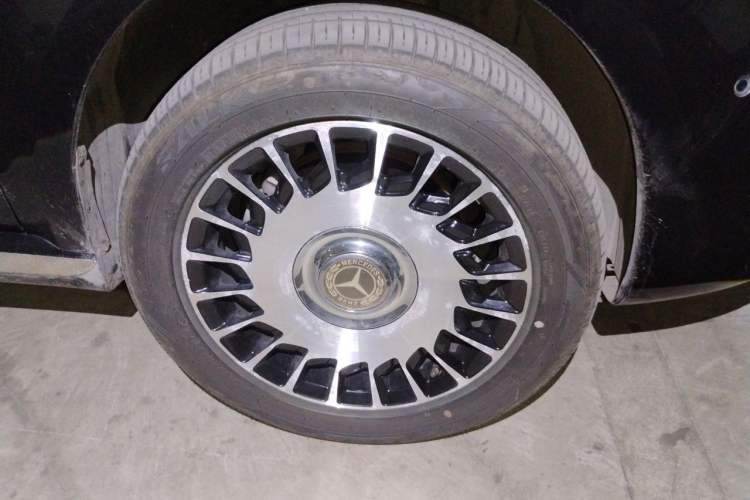 Used Mercedes-Benz V-Class 2020 V 260 L Long-wheelbase Luxury Edition Right Front Wheel Hub