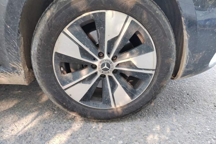 Used Mercedes-Benz V-Class 2020 V 260 L Long-wheelbase Luxury Edition Right Front Wheel Hub
