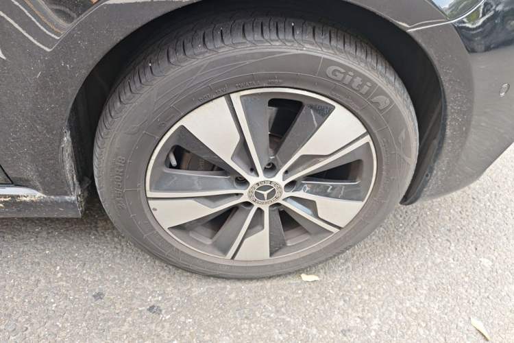 Used Mercedes-Benz V-Class 2020 V 260 L Long-wheelbase Luxury Edition Right Front Wheel Hub