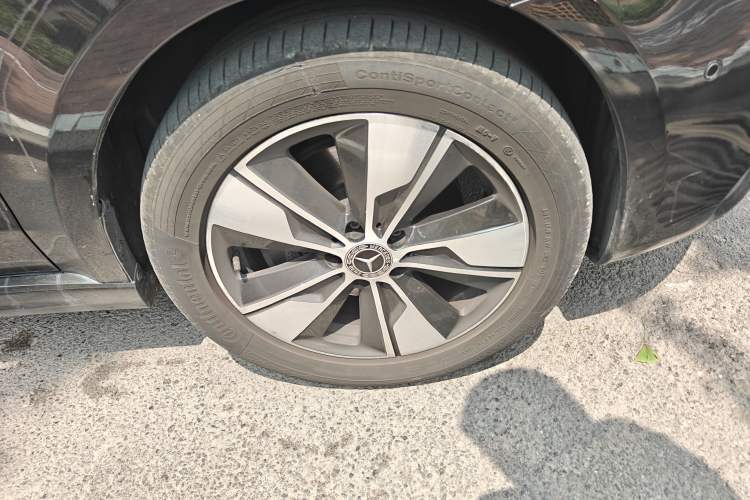 Used Mercedes-Benz V-Class 2020 V 260 L Long-wheelbase Luxury Edition Right Front Wheel Hub