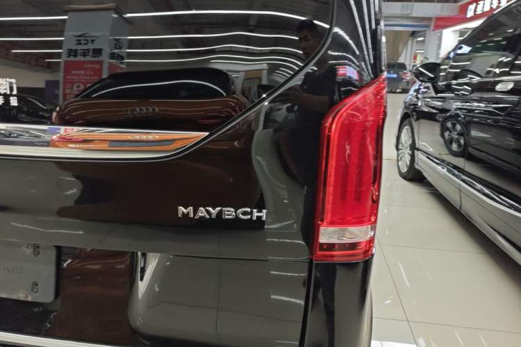 Used Mercedes-Benz V-Class 2020 V 260 Prestige Edition Right Rear Taillight