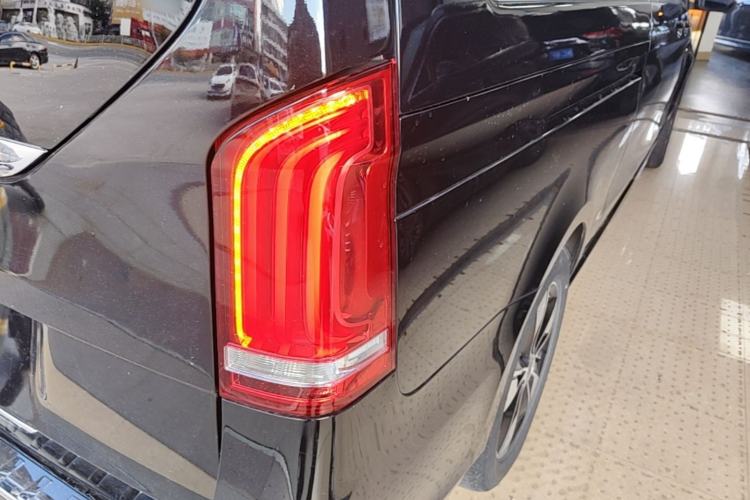 Used Mercedes-Benz V-Class 2020 V 260 L Long-wheelbase Luxury Edition Right Rear Taillight