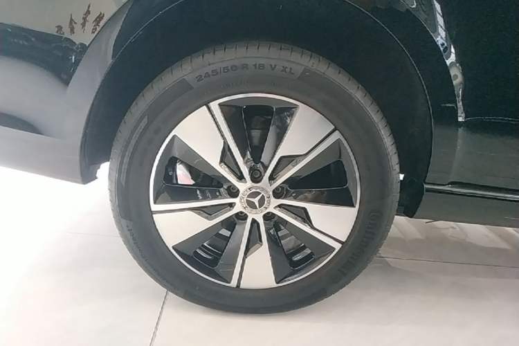 Used Mercedes-Benz V-Class 2020 V 260 L Long-wheelbase Luxury Edition Right Rear Wheel Hub