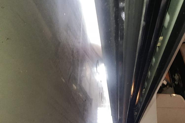 Used Mercedes-Benz V-Class 2020 V 260 Prestige Edition Right Side Sill