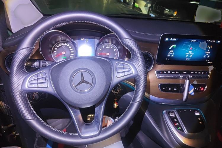 Used Mercedes-Benz V-Class 2020 V 260 L Long-wheelbase Luxury Edition Steering Wheel
