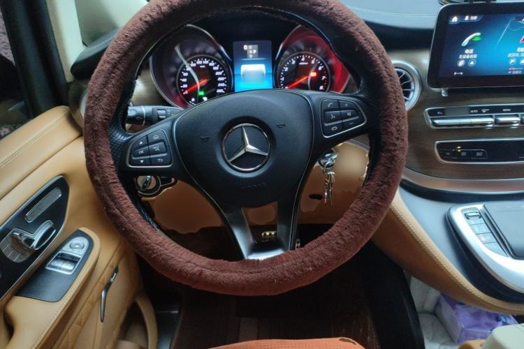 Used Mercedes-Benz V-Class 2020 V 260 L Long-wheelbase Luxury Edition Steering Wheel