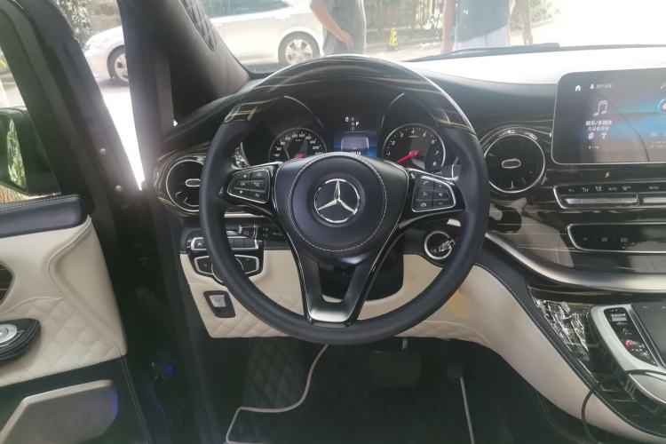 Used Mercedes-Benz V-Class  Steering Wheel