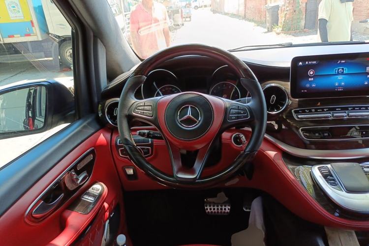 Used Mercedes-Benz V-Class 2020 V 260 L Long-wheelbase Luxury Edition Steering Wheel