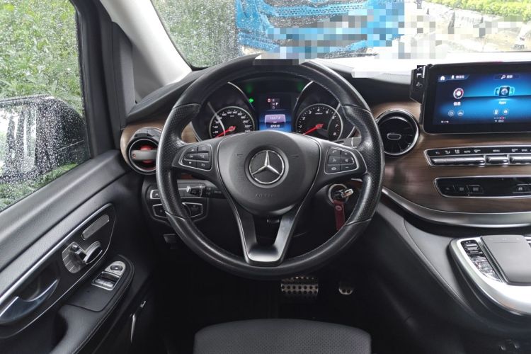 Used Mercedes-Benz V-Class 2020 V 260 Prestige Edition Steering Wheel