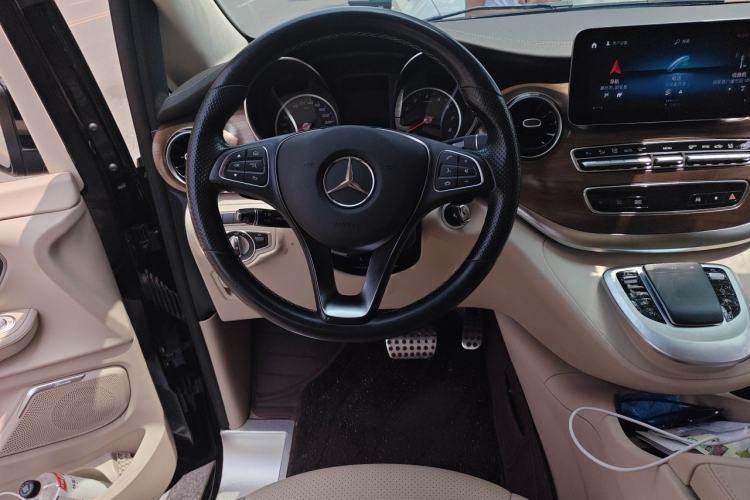 Used Mercedes-Benz V-Class 2020 V 260 L Long-wheelbase Luxury Edition Steering Wheel