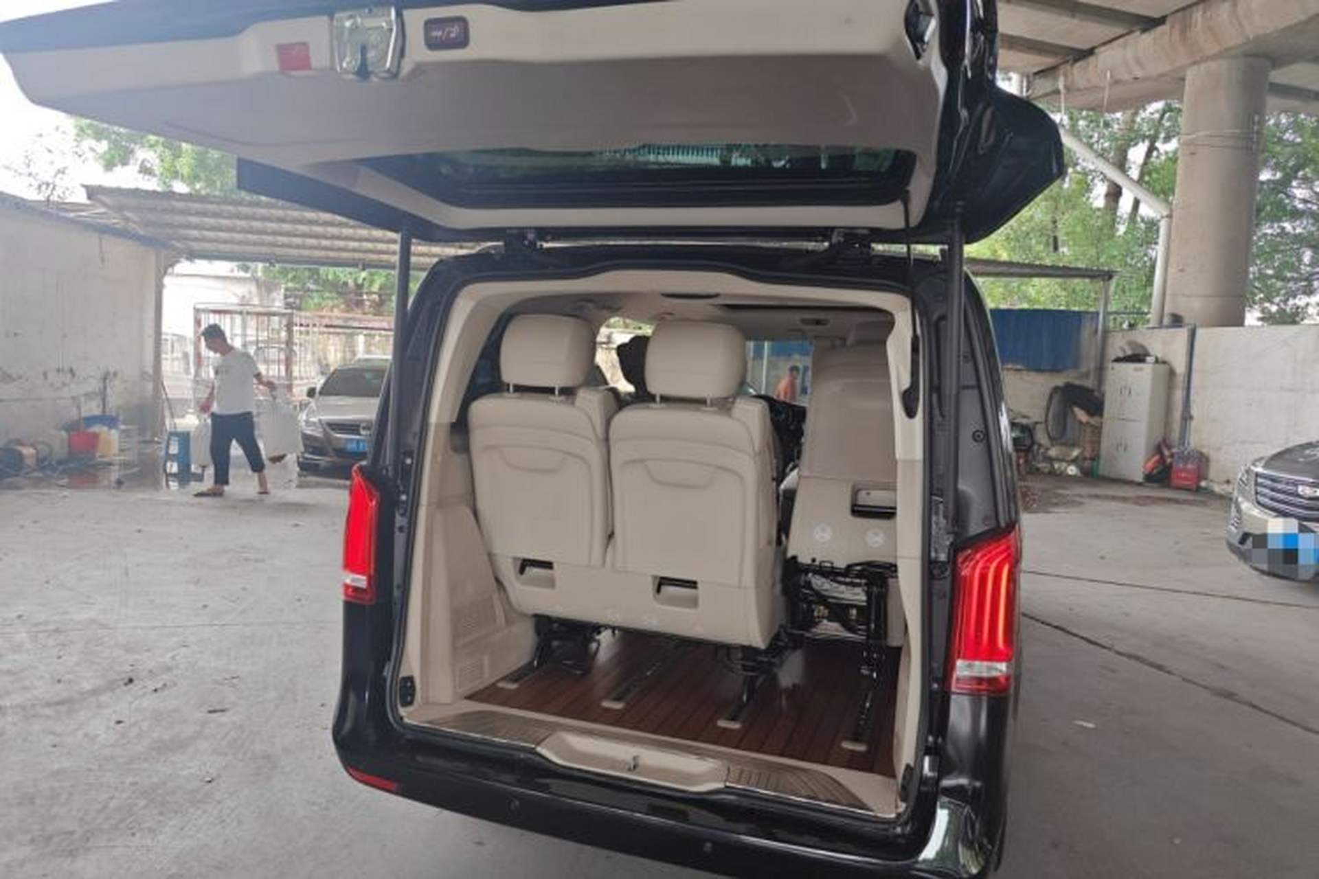Used Mercedes-Benz V-Class 2020 V 260 Prestige Edition Trunk