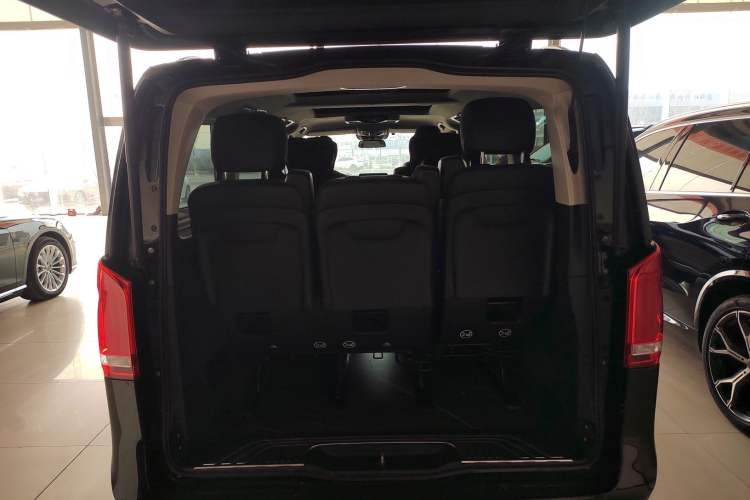 Used Mercedes-Benz V-Class 2020 V 260 Prestige Edition Trunk