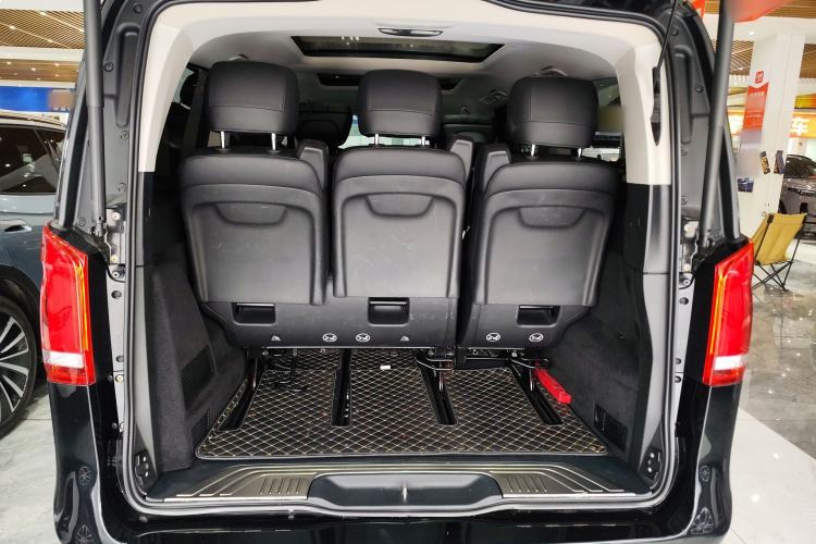Used Mercedes-Benz V-Class 2020 V 260 Prestige Edition Trunk