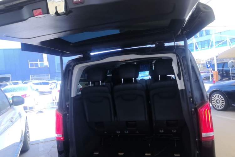 Used Mercedes-Benz V-Class 2020 V 260 Prestige Edition Trunk