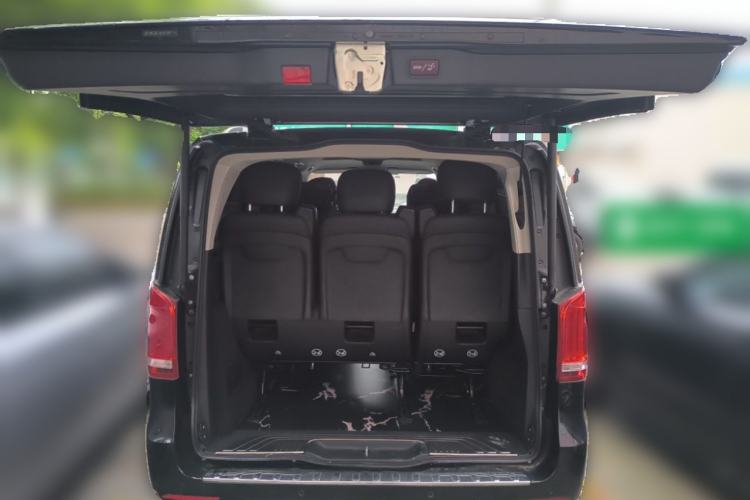 Used Mercedes-Benz V-Class 2020 V 260 L Long-wheelbase Luxury Edition Trunk