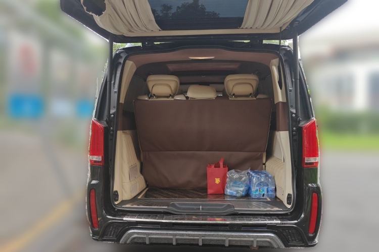 Used Mercedes-Benz V-Class 2020 V 260 Prestige Edition Trunk