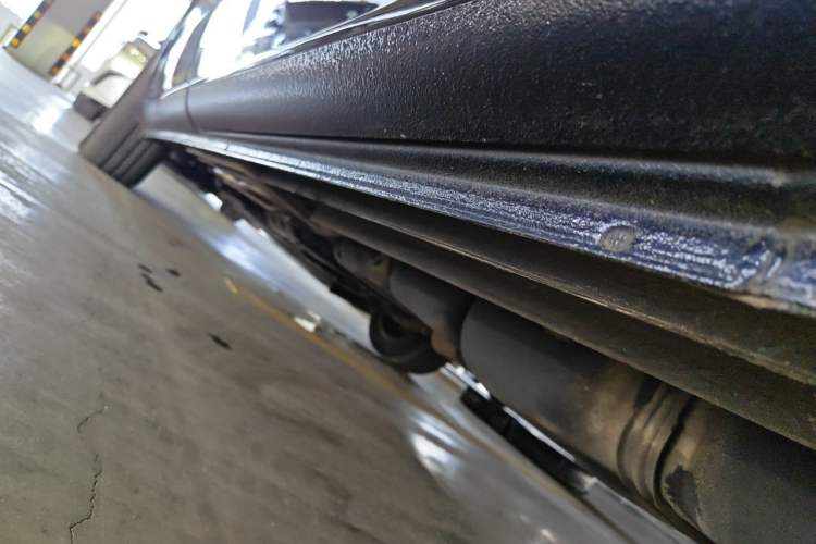 Used Mercedes-Benz V-Class 2020 V 260 Avantgarde Edition Chassis Rear Left