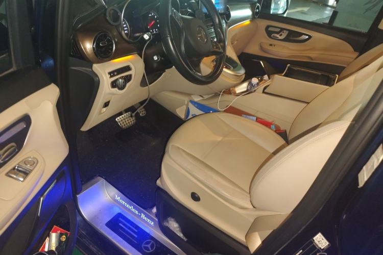 Used Mercedes-Benz V-Class 2020 V 260 L Long-wheelbase Luxury Edition Driver Seat