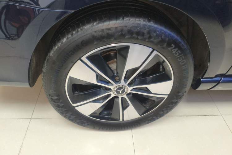 Used Mercedes-Benz V-Class 2020 V 260 Prestige Edition Exterior 8