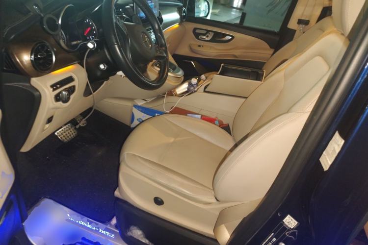 Used Mercedes-Benz V-Class 2020 V 260 L Long-wheelbase Luxury Edition Left Front Seat