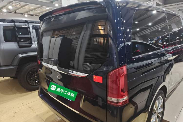 Used Mercedes-Benz V-Class 2020 V 260 Avantgarde Edition Rear