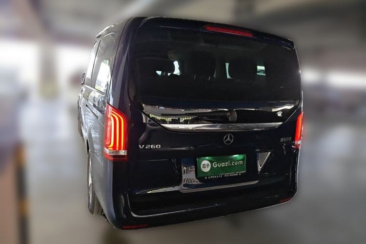 Used Mercedes-Benz V-Class 2020 V 260 Avantgarde Edition Rear Left 45 Deg