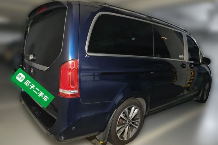 Used Mercedes-Benz V-Class 2020 V 260 Avantgarde Edition Rear Right 45 Deg