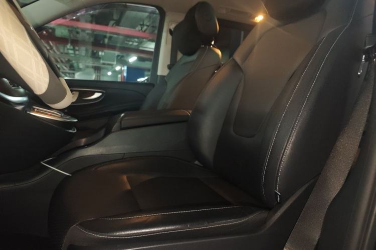 Used Mercedes-Benz V-Class 2020 V 260 Prestige Edition Left Front Seat