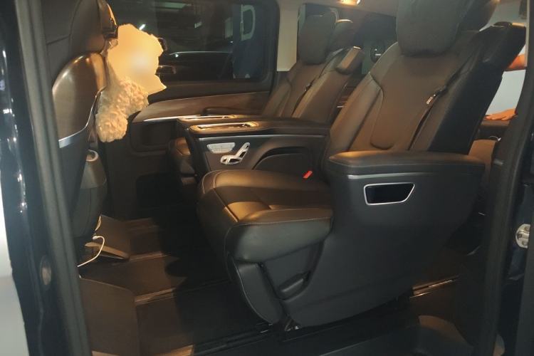 Used Mercedes-Benz V-Class 2020 V 260 Prestige Edition Left Rear Seat