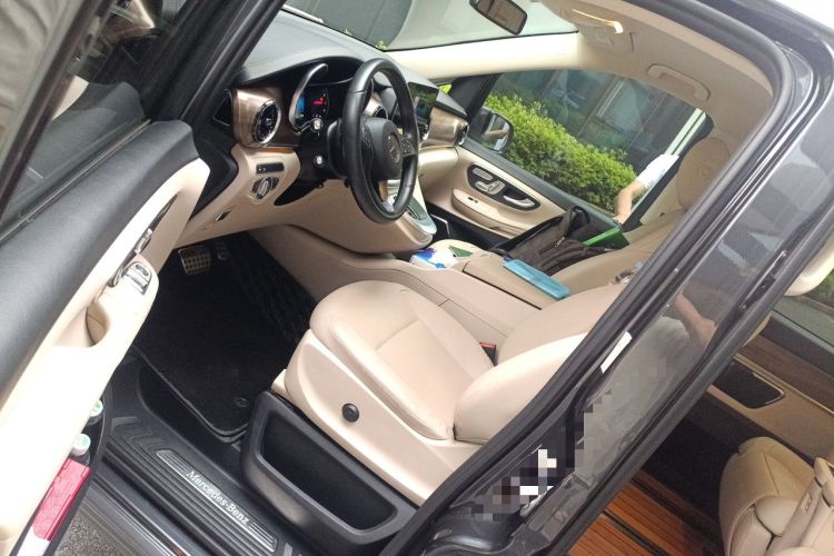 Used Mercedes-Benz V-Class 2020 V 260 Prestige Edition Driver Seat