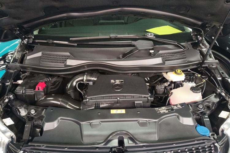Used Mercedes-Benz V-Class 2020 V 260 L Long-wheelbase Luxury Edition Engine Bay