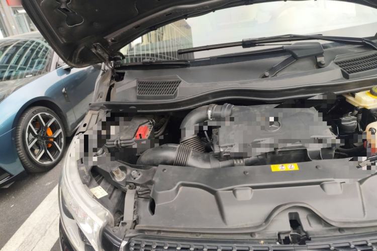 Used Mercedes-Benz V-Class 2020 V 260 L Long-wheelbase Luxury Edition Engine Bay Right