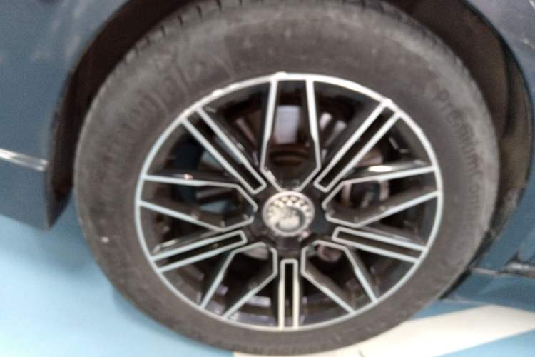 Used Mercedes-Benz V-Class 2020 V 260 L Long-wheelbase Luxury Edition Exterior 4