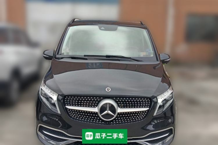 Used Mercedes-Benz V-Class 2020 V 260 Avantgarde Edition Front