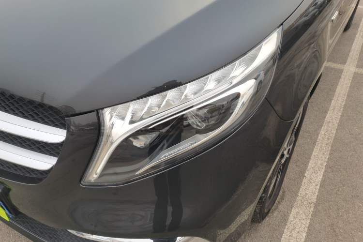 Used Mercedes-Benz V-Class 2020 V 260 Prestige Edition Left Front Headlight