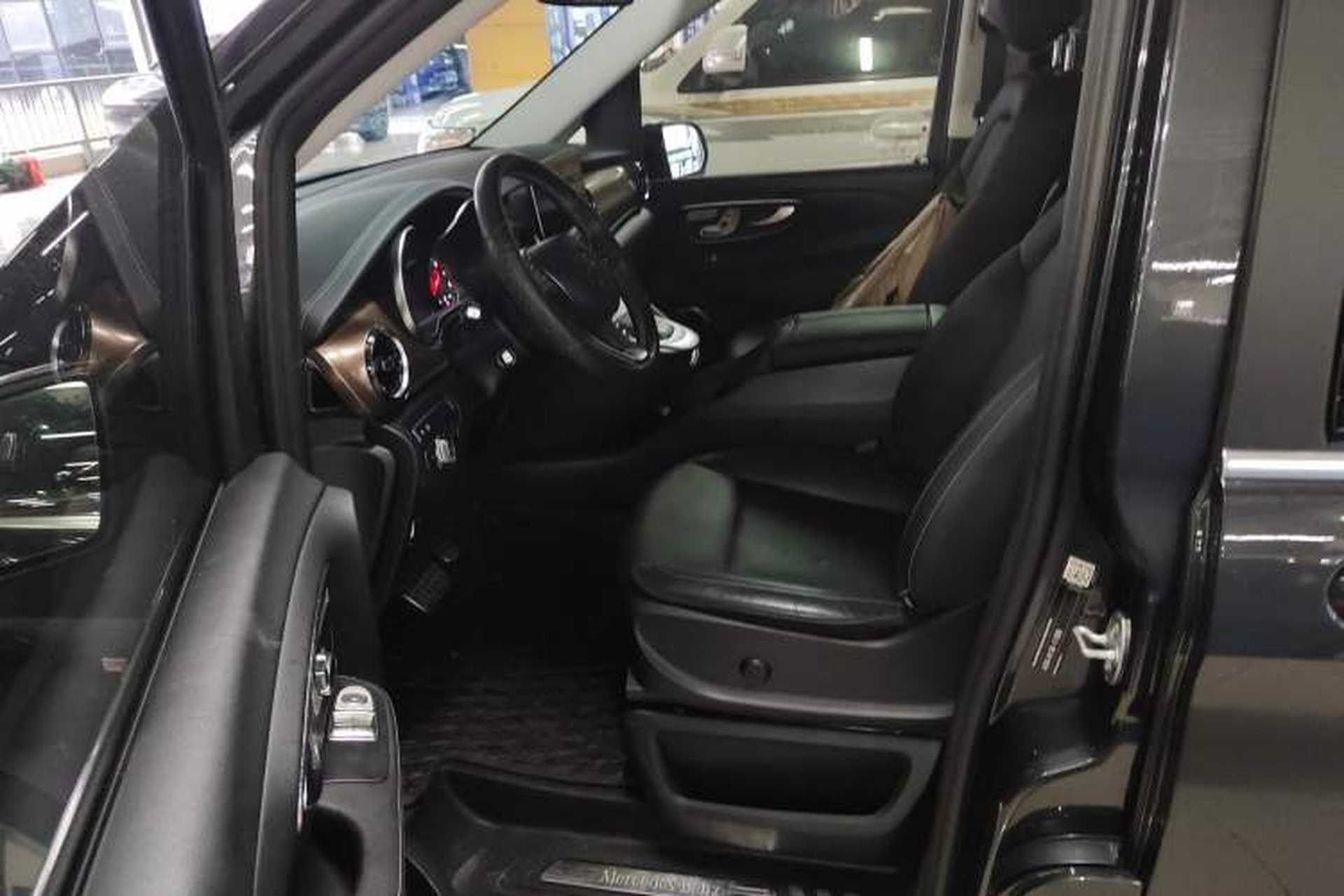 Used Mercedes-Benz V-Class 2020 V 260 L Long-wheelbase Luxury Edition Left Front Seat